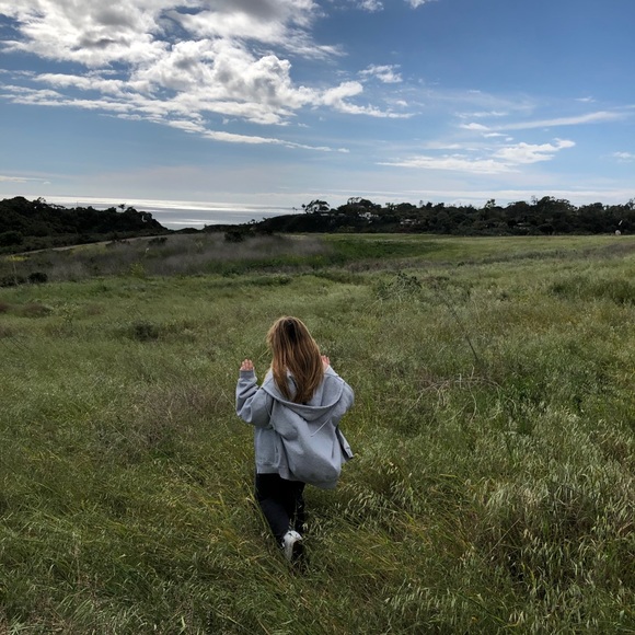 Meet your Posher, Carly - Picture 1 of 1